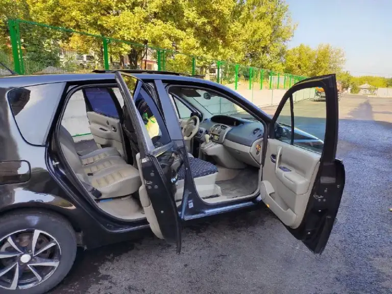 Продам! Renault scenic 2. Двигатель 2.0. Пробег 239000.коробка автомат. В очень хорошем состоянии! Двигатель и коробка работают как надо! Масло не употребляет! Техническая часть в норме! Кузов оцинкованный, абсолютно без рыжиков и какой либо ржавчины. Очень комфортный, большой, салон трансформер.
Кожанный салон, панарама, в самой максимальной комплектации. Все работает в штатном режиме. Документы в полном порядке. Готов присутствовать в мрэо.
Цена 475.000.₽
Торг реальному пакупателю.
Осмотр: г. Макеевка
+79490582296
89524221622
📞 Звоните: +7(949)0582296 - фотография - 10