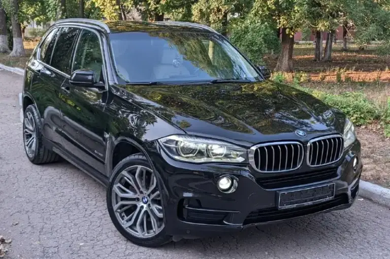 📢 Продам bmw x5 f15 не бит не крашен 100%💥💥 можно и вкредит возможен обмен как у всех на обмен дороже цена 2🍋200тр
🔹Год 2014
🔹Двигатель 5.0 битурбо бенз. На500лс
🔹Коробка: автомат
🔹Учёт рф я хозяин любое оформление
🔹️Пробег:157т. Км
Цена 2🍋200тр торг звоните
🔹Авто в хорошем состоянии не бита не крашена 100% ходовка супер двигатель и кпп работают отлично, кузов в идеальном состоянии, музыка, дачики мертвых зон, дачик света, дачик дождя, сигнализация, эл стеклоподъёмники и сидения ломайки сидения с обогрев додяжки дверей лазерные фары обогрев руля климат и мног всего т. Д 🔹телефон :+79497396813(телеграм +7947396813)
Вацап +380714978907)
📲 Tg: ваня костенко
📞 Звоните: +7(949)7396813 - фотография - 1