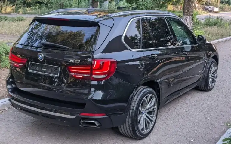 📢 Продам bmw x5 f15 не бит не крашен 100%💥💥 можно и вкредит возможен обмен как у всех на обмен дороже цена 2🍋200тр
🔹Год 2014
🔹Двигатель 5.0 битурбо бенз. На500лс
🔹Коробка: автомат
🔹Учёт рф я хозяин любое оформление
🔹️Пробег:157т. Км
Цена 2🍋200тр торг звоните
🔹Авто в хорошем состоянии не бита не крашена 100% ходовка супер двигатель и кпп работают отлично, кузов в идеальном состоянии, музыка, дачики мертвых зон, дачик света, дачик дождя, сигнализация, эл стеклоподъёмники и сидения ломайки сидения с обогрев додяжки дверей лазерные фары обогрев руля климат и мног всего т. Д 🔹телефон :+79497396813(телеграм +7947396813)
Вацап +380714978907)
📲 Tg: ваня костенко
📞 Звоните: +7(949)7396813 - фотография - 6