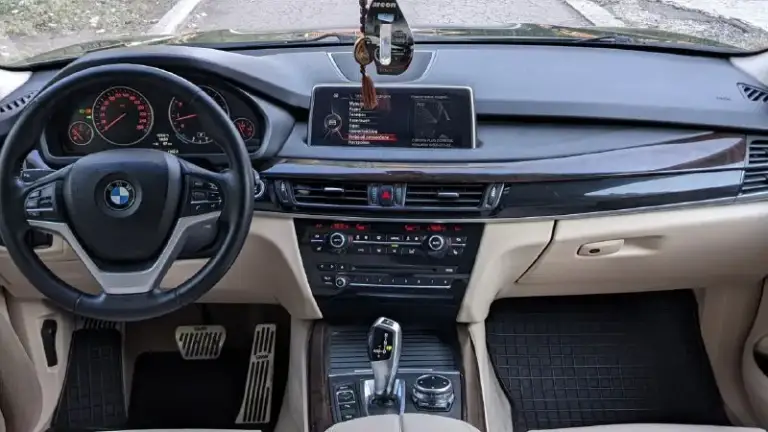 📢 Продам bmw x5 f15 не бит не крашен 100%💥💥 можно и вкредит возможен обмен как у всех на обмен дороже цена 2🍋200тр
🔹Год 2014
🔹Двигатель 5.0 битурбо бенз. На500лс
🔹Коробка: автомат
🔹Учёт рф я хозяин любое оформление
🔹️Пробег:157т. Км
Цена 2🍋200тр торг звоните
🔹Авто в хорошем состоянии не бита не крашена 100% ходовка супер двигатель и кпп работают отлично, кузов в идеальном состоянии, музыка, дачики мертвых зон, дачик света, дачик дождя, сигнализация, эл стеклоподъёмники и сидения ломайки сидения с обогрев додяжки дверей лазерные фары обогрев руля климат и мног всего т. Д 🔹телефон :+79497396813(телеграм +7947396813)
Вацап +380714978907)
📲 Tg: ваня костенко
📞 Звоните: +7(949)7396813 - фотография - 8