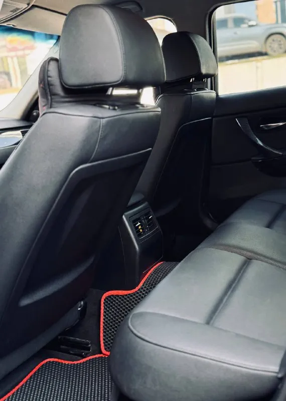 Bmw 320i в кузове е90
Цена-1.050 000руб
Год-2011
Пробег-190.000км
Мотор-2.0
Коробка-автомат
Привод-задний
Никаких ошибок, 2 ключа, страховка, не троит не дымит, 2 комплекта резины.
Обращаться по тлф: +79493496351 александр - фотография - 2