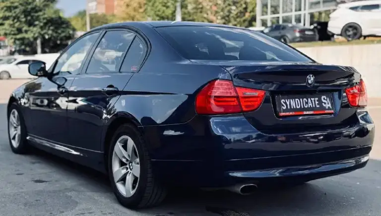 Bmw 320i в кузове е90
Цена-1.050 000руб
Год-2011
Пробег-190.000км
Мотор-2.0
Коробка-автомат
Привод-задний
Никаких ошибок, 2 ключа, страховка, не троит не дымит, 2 комплекта резины.
Обращаться по тлф: +79493496351 александр - фотография - 6