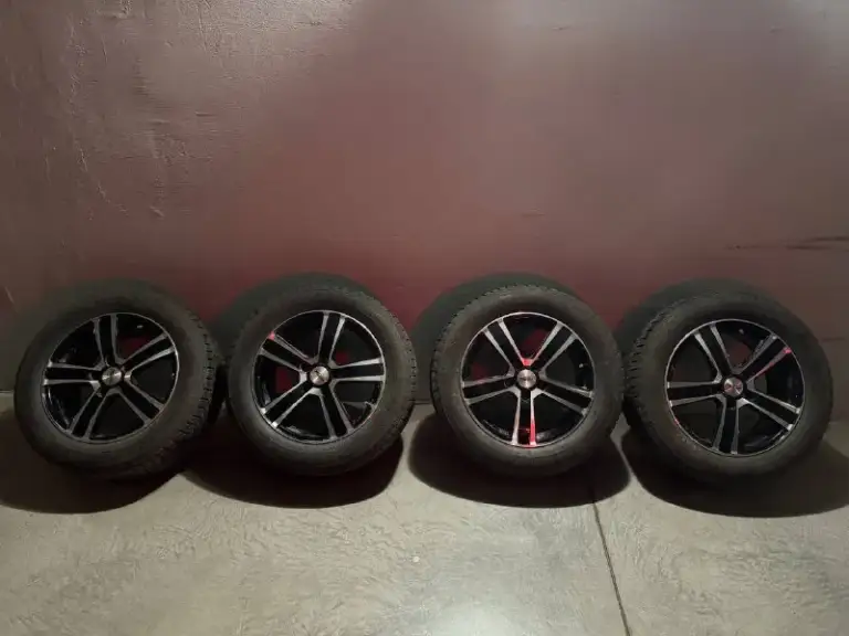 Срочно продам honda civik в отличном состоянии, очень красивом синем цвете, полностью обслуженный
2018Год, 2л бензин без турбины! Самый надежный и экономичный атмосферник в линейке.
Автоматическая коробка передач
Техническое состояние автомобиля на твердую пятерку.

Крутая комплектация с люком, камерами обзора при поворотах, камера заднего вида, бесключевой доступ, системой старт-стоп, круиз-контроль, мультируль и с другими необходимыми функциями.

Два комплекта ключей.
В подарок новому владельцу отдаю комплект зимней резины на титановых дисках.
Цена: 1 млн 590 тысяч рублей(первая цена по россии, торг у капота)
Тел: +79498477720
Донецк - фотография - 10