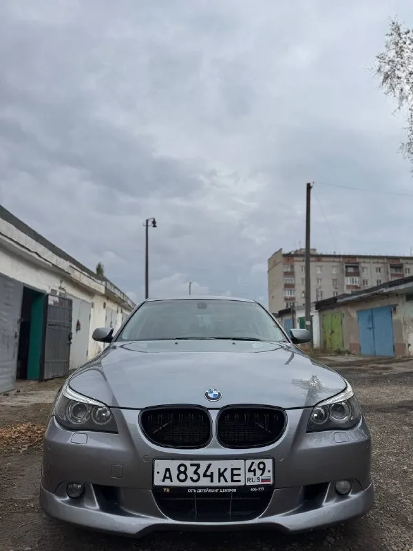Продам bmw 525i 2006 год
Двигатель : 2.5 ат (218 л. С)🚀
Пробег : 283.000 км
Машина в отличном состоянии, как технически так и внешне.
Комплектация : обогрев лобового, заднего и боковых стекл, обогрев руля, электро-регулировка сидений, адаптивная коробка, адаптивная оптика, партроники, старт-стоп, ангельские глазки, адаптивная рулевая рейка, провождение домой, шторка заднего стекла, подогрев сидений и многое другое.
В машине стоит хорошая музыка, качественная и в тоже время приятная к слуху.
R19, обвес на автомобиль делала компания yk.
Имеется аварийный комплект и запаска, полностью новые ( не тронуты вовсе )✅
С 2018 года ведется книга, которая велась каждый владельцем, там описано каждое то автомобиля ( имеется на руках )✅
3 Комплекта ключей.
Новая летняя резина, а также диски r17

Цена : 1.050.000 рублей.
Готовы на любые проверки за ваш счет ✅
Звонить по номеру телефона : +79496072294 - фотография - 1