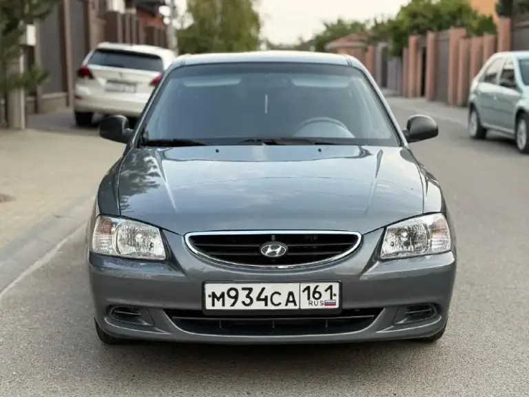 Марка/модель: hyundai accent
Год выпуска: 2005
Двигатель: 1.6
Привод: передний
Трансмиссия: мкпп
Пробег: 240.000 км
Цена: 400.000
Находится в луганске
Тел. +79595595647
Отдам в хорошие руки отличный автомобиль, машинка ухоженная, вся целая, кузов ровный, салон чистый.
Кузов не гнилой, все что нужно работает, кондиционер холодит, по технике все отлично из ближайших вложений я бы заменил бендекс, и подушки двигателя, больше нареканий нет, все обслужено, за авто следили, на машине ездила дочь. Продавать не планировали но срочно нужны деньги.
Приезжайте смотрите готов на любые проверки.
📞 Звоните: +7(959)5595647 - фотография - 2