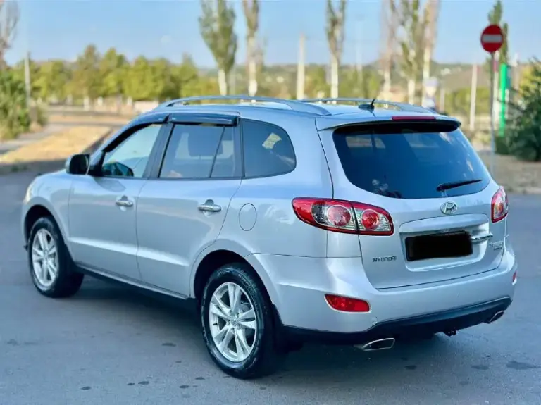 Hyundai santa fe
2011Г бензин 2.4
Автомат
Автомобиль в хорошем состоянии не каких вложений не требует!
В максимальной комплектации!
Старт/стоп,
Без ключевой доступ,
Монитор,
Камера заднего вида,
Партроник,
Салон кожа,
Подогрев сидений,
Климат контроль,
Круиз контроль,
Электро регулировка сидений,
И многое другое ….
Два ключа,
С документами полный порядок!!
Переоформление в мрэо!
Цена 1.315₽
Тел:+79494681080 - фотография - 4