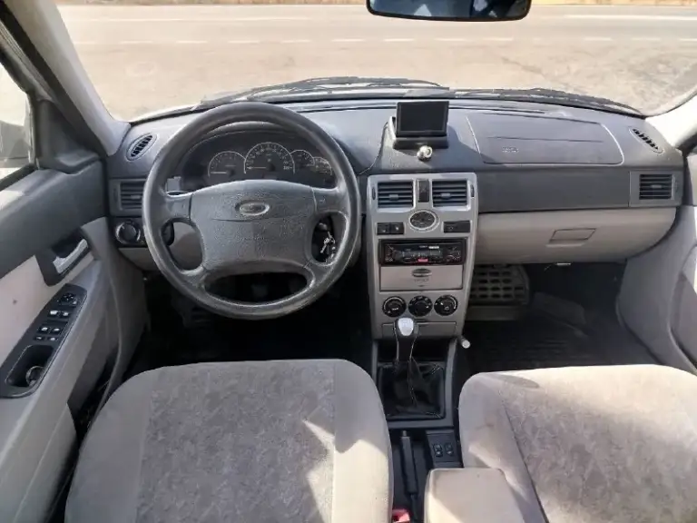 🚗 Продам автомобиль ваз приора 21703
▶️ Год выпуска: 2008 г. В.
▶️ Пробег: 176.000 км.
Подтверждён автотекой!!!
▶️ Объём двигателя: 1.6 л. , 126 мотор 16 клапанный
✅ 1 Хозяин!!!
Сервисная книга!!!
      2 Ключа
ℹ️ описание:
✅ Автомобиль в очень хорошем состоянии.
✅ Двигатель, кпп на отлично!
✅ Хороший цвет снежная королева
✅ Салон чистый, ухоженный.
🔥Комплектация люкс для 2008г.
• Есп 4 шт
• Эур
-Подогрев сидений
-Подогрев заднего стекла
-Подогрев зеркал
- Абс
Регулировка зеркал
Все стекла родные!!!
Лобовое родное, без сколов и трещин!!!
Без дтп!!!
Предоставляю видео обзор автомобиля по требованию!

🏛 Юридически автомобиль чист, никаких штрафов и запретов!

💰 Цена: 370.000 рублей
            Тогр на месте!!!
🏢 Осмотр: г. Амвросиевка.
По договору могу приехать к вам.
☎ Телефон для связи:    +79493843260
Звоните, пишите!!!телефон работает всегда. ..!!!!
На номере телеграмм - фотография - 7