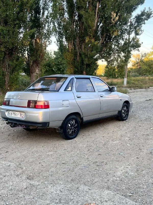 🚗 Продам автомобиль ваз 2110
▶️ Год выпуска: 2003г.
▶️ Объём двигателя: 1.5 8 клапанный
▶️ Пробег: 250.000 км.
ℹ️ описание:
4Стекла подьемника
Магнитола
Парктроник
Чистый ухоженный автомобиль
✅ Автомобиль в хорошем состоянии!
Дно, пороги, лонжероны все отлично (есть видео)
✅ Коробка переключает отлично.
✅ Ходовая на отлично!!!

🏛 Юридически автомобиль чист, без штрафов запретов! Любое переоформление без проблем!

Есть видео обзор по авто !!!

Возможно доставка в ваш город по договоренности.
💰 Цена: 220.000 рублей
Торг на месте до победы!!!
🏢 Город: амвросиевка
Более подробнее по номеру или в л. С
☎ Телефон для связи:
+79493843262
(Telegram привязан, вацап на номере. Телефон включен всегда!!!) - фотография - 3