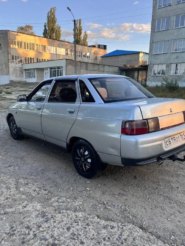 🚗 Продам автомобиль ваз 2110
▶️ Год выпуска: 2003г.
▶️ Объём двигателя: 1.5 8 клапанный
▶️ Пробег: 250.000 км.
ℹ️ описание:
4Стекла подьемника
Магнитола
Парктроник
Чистый ухоженный автомобиль
✅ Автомобиль в хорошем состоянии!
Дно, пороги, лонжероны все отлично (есть видео)
✅ Коробка переключает отлично.
✅ Ходовая на отлично!!!

🏛 Юридически автомобиль чист, без штрафов запретов! Любое переоформление без проблем!

Есть видео обзор по авто !!!

Возможно доставка в ваш город по договоренности.
💰 Цена: 220.000 рублей
Торг на месте до победы!!!
🏢 Город: амвросиевка
Более подробнее по номеру или в л. С
☎ Телефон для связи:
+79493843262
(Telegram привязан, вацап на номере. Телефон включен всегда!!!) - фотография - 4