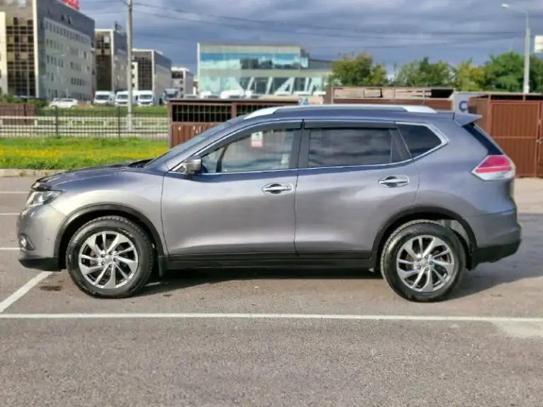 Nissan x-trail 2016. Г. В. Двигатель атмосферный 2.5 л! Вариатор.
Полный привод! 170 тыс км. Самая жирная комплектация для данной модели:
— Панорама
— Старт стоп
— Камеры 360
— Слепые зоны
— Подогревы сидений и лобового стекла
— Эл привод сидений и зеркал
— Бесключевой доступ
— Двухзонный климат контроль
И многое другое. Все работает как положено. Машина очень ухожена. На свой пробег не выглядит))) приезжайте и убедитесь в этом сами)
Выехала из салона 26 декабря! Фактическая эксплуатация с 2017 года. Официальная! Один владелец с момента покупки!
Полностью в родной краске!!! Без дтп! Любые проверки с вашей стороны приветствуются. Из недавнего: большое то с заменой всех тех жидкостей. Вложений не требует! Заказ наряды в наличии. Юридически чистая. Два ключа в комплекте. Автомобиль в донецке.
Цена 1 650 000 ₽
Тел: + 79491452569 вадим. - фотография - 4