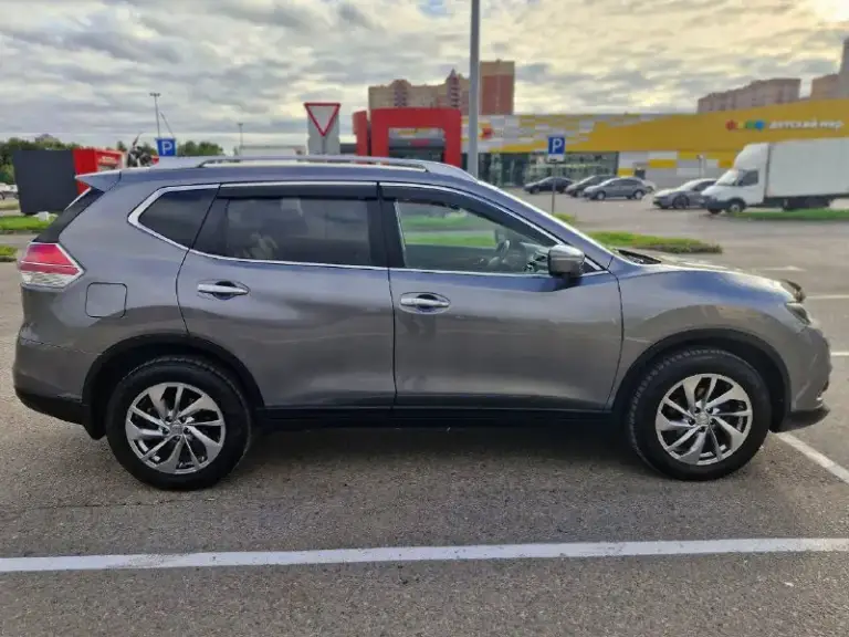 Nissan x-trail 2016. Г. В. Двигатель атмосферный 2.5 л! Вариатор.
Полный привод! 170 тыс км. Самая жирная комплектация для данной модели:
— Панорама
— Старт стоп
— Камеры 360
— Слепые зоны
— Подогревы сидений и лобового стекла
— Эл привод сидений и зеркал
— Бесключевой доступ
— Двухзонный климат контроль
И многое другое. Все работает как положено. Машина очень ухожена. На свой пробег не выглядит))) приезжайте и убедитесь в этом сами)
Выехала из салона 26 декабря! Фактическая эксплуатация с 2017 года. Официальная! Один владелец с момента покупки!
Полностью в родной краске!!! Без дтп! Любые проверки с вашей стороны приветствуются. Из недавнего: большое то с заменой всех тех жидкостей. Вложений не требует! Заказ наряды в наличии. Юридически чистая. Два ключа в комплекте. Автомобиль в донецке.
Цена 1 650 000 ₽
Тел: + 79491452569 вадим. - фотография - 5