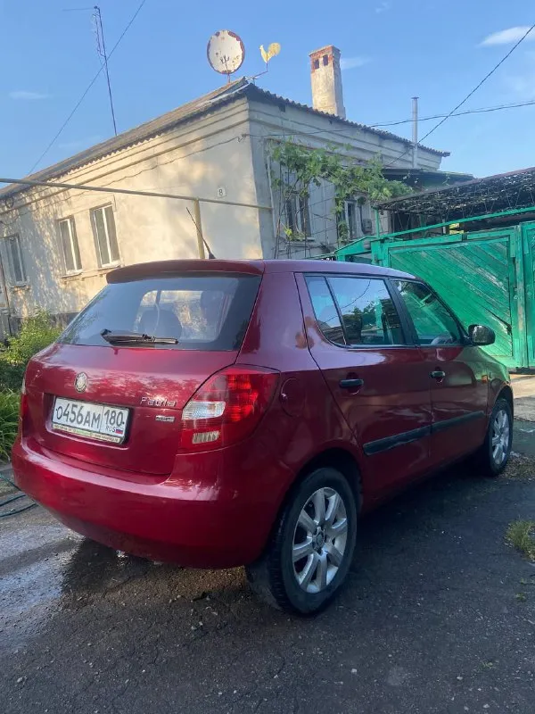 Skoda fabia 2007 htc хэтчбек
-Пробег 287000
-1.2 Мотор бензин
-Мкпп
-Гур
-Передние стекло подьемники
-Регулировка руля
-Обогрев стекол
-Кондиционер
Кузов без гнили салон целый
Рф учет осмотр макеевка
Цена 450000 руб.
Тел. +79493363786 телеграмм - фотография - 7