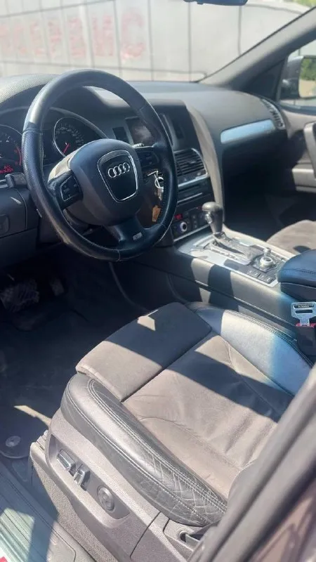 Продам audi q7, 2009год. Рестайлинг. 3.0 самый надежный. Машина в отличном состоянии, s-line пакет, кожаный салон с альконтарой тоже s-line, 2-х зонный климат контроль, без пневмы, круиз контроль, подогрев сидений, диски r20, два комплекта резины. В отличном состоянии. Полностью обслужена. Пробег 240. Цена 2.100.000. Возможна продажа в кредит. Осмотр донецк +79494956671 богдан +7-985-208-16-09. +79494498253
📞 Звоните: +7(949)4956671 - фотография - 7