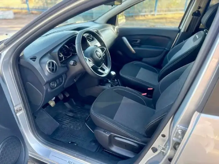 🇫🇷 Renault sandero stepway

💰Цена: 1 300 000р.
🏢Город: мариуполь
📅Год выпуска: 2020
🧾Пробег: 47 140 км.
⚙️Двигатель: 1.6 16v.
⛽Топливо: бензин
⚙️Кпп: механика

📞 Телефон:

+7-949-551-91-52
+7-949-727-41-51
+7-989-263-55-56

💾 О. .. Инал.
✅ Куплена в январе 2021.
✅ Оригинальный пробег.
✅ Родная краска 100%
✅ Максимальная комплектация.

Самый лучший двигатель в линейке renault н4м 1.6 16-клапанный, простой и надёжный, коробка переключает идеально. Салон как в новой машине. Вложений не требует никаких.

Кондиционер ❄️, полный электропакет, гур, abs, птф, центральный замок, два ключа,
Рейлинги на крыше, круиз-контроль, красивые литые диски на родной резине continental.

Улица шевченко 2️⃣6️⃣9️⃣

🏦 Возможна продажа в кредит по двум документам. - фотография - 7