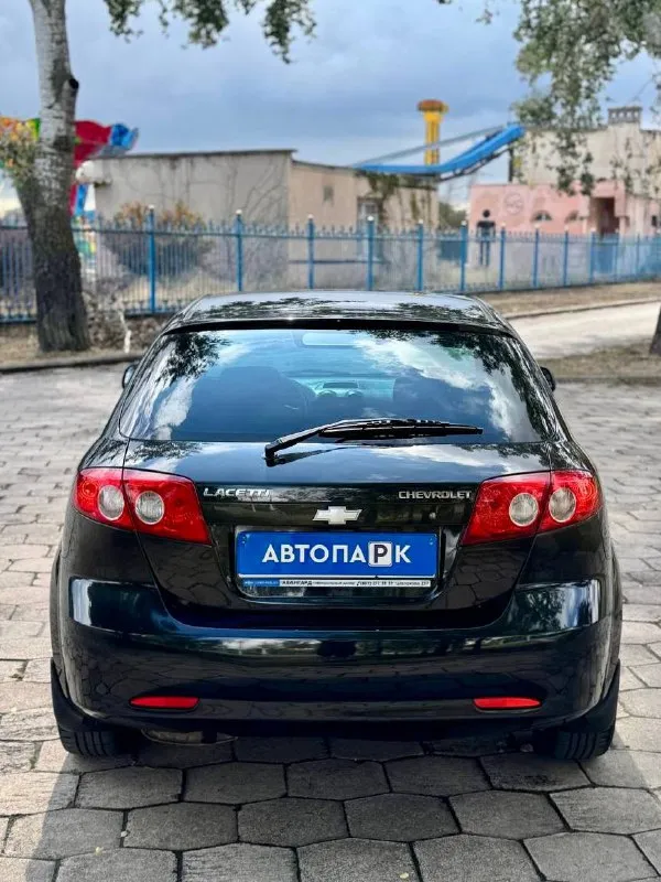 🇰🇵 Chevrolet lacetti 5d

💰Цена: 630 000р.
🏢Город: мариуполь
📅Год выпуска: 2011
🧾Пробег: 174 580 км.
⚙️Двигатель: 1.6 16v
⛽Топливо: бензин
⚙️Кпп: механика

📞 Телефон:

+7-949-727-41-51
+7-949-551-91-52
+7-989-263-55-56

💾 Описание:

✅ Родная краска (2 косметических подкраса).

🚙 Двигатель отличный, резвый, без расхода масла. Кпп и сцепление на отлично. Ходовая без посторонних звуков, мягкая, салон в отличном состоянии.

❄️ Кондиционер (холодит шикарно), гур, abs, 2 подушки безопасности, центральный замок, красивые литые диски.

Улица шевченко 2️⃣6️⃣9️⃣

⚠️Бесплатно доставим этот или другой автомобиль в донецк, макеевку, бердянск, мелитополь и другие города новых территорий после детального видеообзора со всевозможными диагностиками⚠️

🏦 Возможна продажа в кредит по двум документам. - фотография - 5