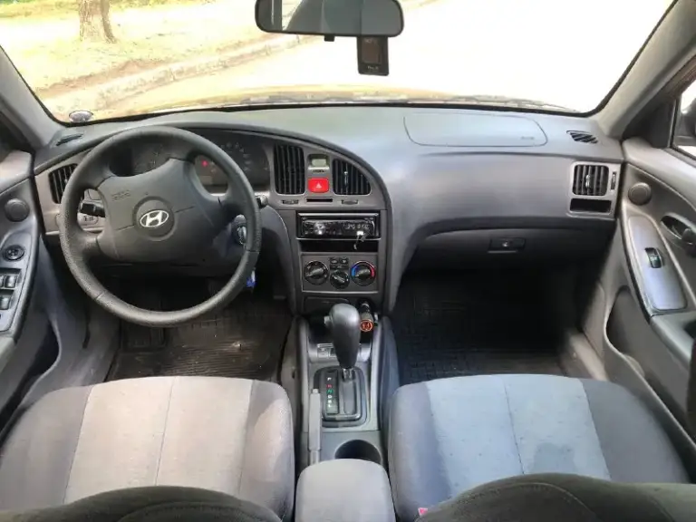 Собственник. Продам hyundai 2008 года, двигатель 1.6, коробка автомат, пробег родной 241 тысяча.
Автомобиль в достойном состоянии, практически весь в родном окрасе ( косметический окрас двух элементов, без шпатлевки ) на полном и уверенном ходу, езжу каждый день. Комплектация: гур, абс, кондиционер, подогрев зеркал, заднего стекла, сидений, электрорегулировка фар и зеркал.
Все обслужено. По кузову есть мелкие сколы и царапины, в живую автомобиль смотрится так же как и на фото, к продаже не готовил, подкапотное пространство не вымывал.
Стаканы, ланжероны, пороги и днище в идеальном состоянии, сварки не видели, дыр, рыжиков нет.
Стоимость автомобиля 580 тысяч, обоснованно поторгуюсь.
2 Комплекта колес (летняя резина новая).
+79494149772 - фотография - 8