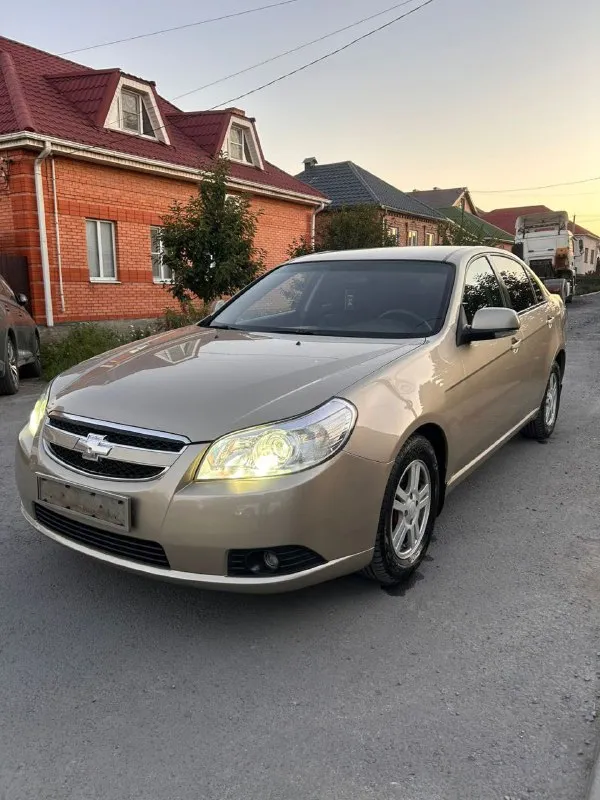 Продается chevrolet epica 2011 года в отличном состоянии.
Двигатель 2.0 (бензин) работает идеально, коробка-автомат — без нареканий.
Пробег: 179 000 км (родной).
Гарантированно без дтп, кузов в родной краске. Любые проверки приветствуются.
Автотека "зеленая".
Технически полностью обслужена, вложений не требует. Салон чистый и ухоженный. Кузов без гнили и так далее, состояние машины как новая
Цена: 780 000 ₽ (торг).
Продажа от собственника, переоформление строго через гибдд.
Звоните: telegram: - фотография - 3