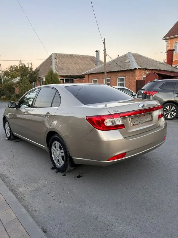 Продается chevrolet epica 2011 года в отличном состоянии.
Двигатель 2.0 (бензин) работает идеально, коробка-автомат — без нареканий.
Пробег: 179 000 км (родной).
Гарантированно без дтп, кузов в родной краске. Любые проверки приветствуются.
Автотека "зеленая".
Технически полностью обслужена, вложений не требует. Салон чистый и ухоженный. Кузов без гнили и так далее, состояние машины как новая
Цена: 780 000 ₽ (торг).
Продажа от собственника, переоформление строго через гибдд.
Звоните: telegram: - фотография - 4