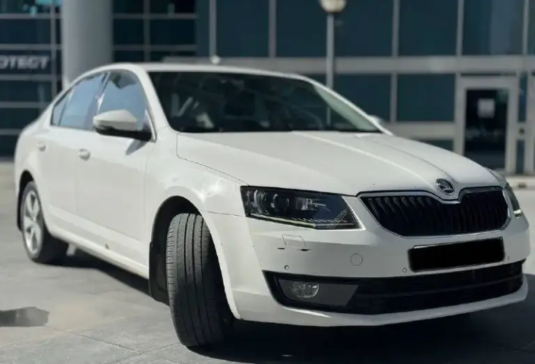 Skoda octavia 1.8t 2015г.

Комплектация и дооснащение:
• Мультимедиа мiв 2.5 аmundsеn (саrрlаy/аndrоid аutо, активная навигация).
• Зимний пакет: лобовое стекло с подогревом, заднее стекло с подогревом, все сиденья с подогревом.
• Камера заднего вида.
• Новый спортивный руль skоdа (а8).
• Усиленный свет: линзы аоzооm а19, новые стёкла фар, полировка птф, бронеплёнка на фары и птф.
• Газовые упоры stаbilus капота и багажника.

Большой сервис сделан недавно: маховик и сцепление luк, тормоза zimmеrmаnn по кругу, замена рычагов, помпа термостат, кондиционер заправлен, радиаторы промыты. Машина полностью обслужена. Есть сколы по кузову — типично для этого кузова.
Цена: 1.250.000.
Осмотр: донецк.
Whatsapp telegram:+79150131010
Феникс:+79495098589 - фотография - 1