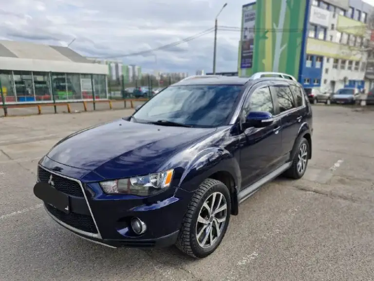 Mitsubishi аутлендер xl. 2.0 акпп 2010г. В. Рестайлинг. Отличное состояние как внешне, так и технически. Чистый ухоженный салон. Автомобиль не требует срочных вложений. Двигатель работает без посторонних звуков. Не дымит. Кпп без пинков и рывков. По ходовой тоже без каких либо замечаний. Автотека полностью зелёная без дтп и расчетов. Заинтересованным скину бесплатно по запросу, если нужно. Юридически чистая без ограничений. Могу присутствовать с вами в гибдд для перерегистрации. Продажа за наличные. Обмен не интересует. Комплект зимней резины отдам с автомобилем. Более подробно расскажу по телефону. Авто в кировском районе донецка. Цена 1 220 000 р. Торг возле автомобиля. +79491452569 вадим. Звоните договоримся.
📲 Tg: @july_prosmm
📞 Звоните: +7(949)1452569 - фотография - 1