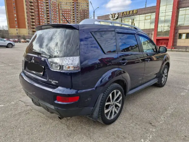 Mitsubishi аутлендер xl. 2.0 акпп 2010г. В. Рестайлинг. Отличное состояние как внешне, так и технически. Чистый ухоженный салон. Автомобиль не требует срочных вложений. Двигатель работает без посторонних звуков. Не дымит. Кпп без пинков и рывков. По ходовой тоже без каких либо замечаний. Автотека полностью зелёная без дтп и расчетов. Заинтересованным скину бесплатно по запросу, если нужно. Юридически чистая без ограничений. Могу присутствовать с вами в гибдд для перерегистрации. Продажа за наличные. Обмен не интересует. Комплект зимней резины отдам с автомобилем. Более подробно расскажу по телефону. Авто в кировском районе донецка. Цена 1 220 000 р. Торг возле автомобиля. +79491452569 вадим. Звоните договоримся.
📲 Tg: @july_prosmm
📞 Звоните: +7(949)1452569 - фотография - 4