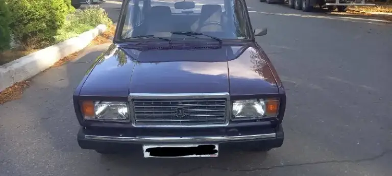 Продаю ваз 2107
1999 Года
Авто в отличном состоянии
Автомобиль всю жизнь в один руках, один хозяин, гаражное хранение
Пробег–97 тысяч
Остекление родное
В дтп не учавствовала
Все вопросы по телефону:
+79493835274

Цена: 220 тысяч торг! - фотография - 1