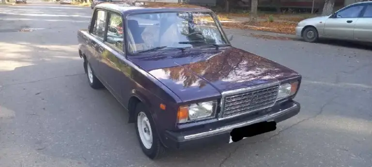 Продаю ваз 2107
1999 Года
Авто в отличном состоянии
Автомобиль всю жизнь в один руках, один хозяин, гаражное хранение
Пробег–97 тысяч
Остекление родное
В дтп не учавствовала
Все вопросы по телефону:
+79493835274

Цена: 220 тысяч торг! - фотография - 3