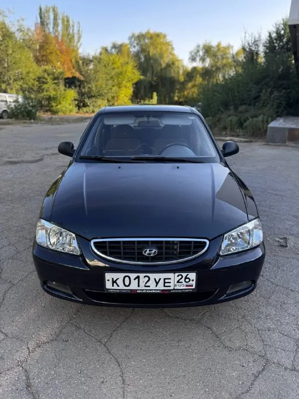 🚗 Продам.
Hyundai accent мт-2
+79493382296

Цена: 450000 руб. Торг.
- 2006 Год
- Двигатель: 1.5 л. - 90 л. С.
- Коробка: механика
- Пробег: 164000 км
- Птс оригинал
- У последнего хозяина 12 лет
- Кондиционер (работает)
- Гидроусилитель
- Эл. Зеркала с обогревом
- 4 Стеклоподъемника
- Сигнализация
- Android магнитола с камерой заднего вида.
- Литые диски r14 на хорошей летней резине
- Противотуманки led
- Регулировка руля по высоте

Машина в хорошем состоянии. Двигатель масло не ест и не дымит. Коробка работает хорошо, без хрустов. Кузов в хорошем состоянии, без гнили и ржавчины вообще, пороги и днище в отличном состоянии. Салон в хорошем состоянии, без потёртостей и дыр. Ходовая часть вложений не требует, без стуков и прочего. Документы в порядке и готовы к оформлению, готов присутствовать в мрэо. - фотография - 1