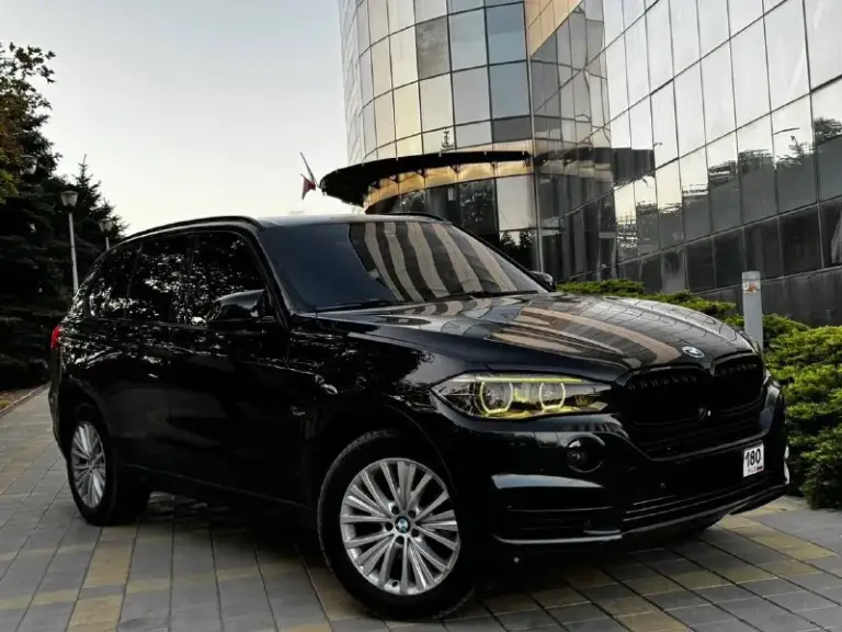 Продам bmw x5 2015 года выпуска
Возможен обмен
Машина в заводском окрасе! 2 владельца! Готов к любым проверкам.
3.0 Бензин, работает отлично. Весь обслужен.
Коробка автомат переключает идеально, без пинков и рывков.
Топовая комплектация, дотяжки дверей, спорт-комфорт сидения с ломайками, проекция на лобовое стекло, обдувы, подогревы, камера 360, дистроник, парктроник, музыка harman kardon.
Осмотр донецк
Цена 2.650.000 ₽, возможен торг у авто!
☎️ +7 (949) 453-80-40
📞 Звоните: +7(949)4538040 - фотография - 3