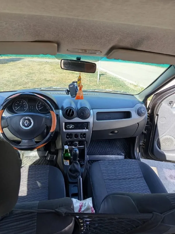 Продам renault logan 1.6 рест 2011год в отличном состоянии. Звоните по +7(949)3314833 нахожусь в г. Амвросиевка осмотр в любое время. Цена 515тыс руб торг
Простая надежная машинка состояние сел и поехал. Салон чистый кузов не гнилой не ржавый. Звоните договоримся. (собственник)
📞 Звоните: +7(949)3314833 - фотография - 1