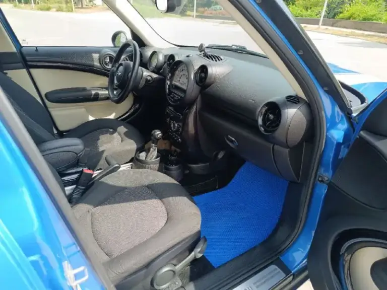 Продам mini cooper 2013 года выпуска. Состояние идеальное, родной пробег 190 тыс. Км. Бензин. Кпп автомат.
Цена 1250000 руб. Торг.
+7 949 385-02-90 Игорь.  
Донецк
📲 Tg: @olga_roshupkina
📞 Звоните: +7(949)3850290 - фотография - 7
