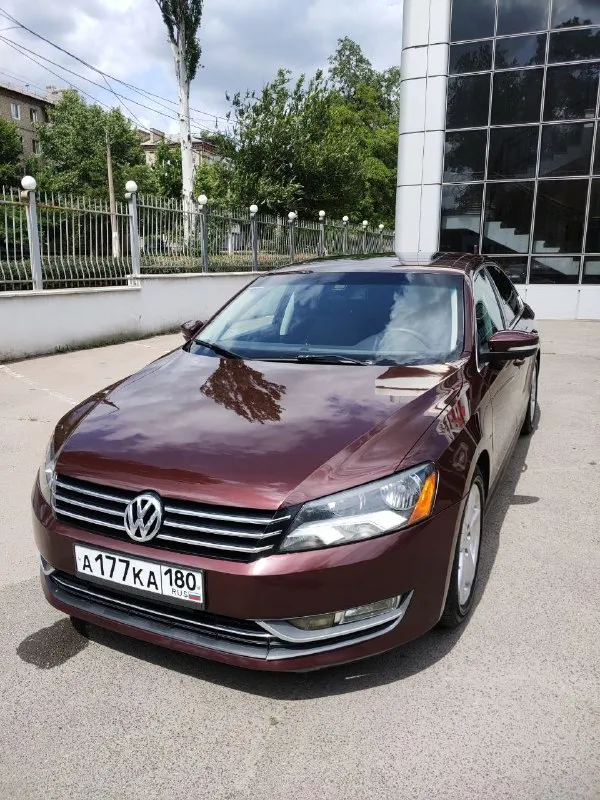Продаю volkswagen passat.
2014 Года выпуска, куплена в начале 2015!
В идеальном состоянии!
Объем 2,5.
Пробег 202т.
Коробка автомат.
Alsin комплектация se +
— Кожаный салон
— Климат контроль
— Люк
— Датчик дождя, света
— Датчик давления в шинах.
— Подогрев сидений.
— Мультимедиа с камерой заднего вида.
— Мульти руль.
— Аудио система fenber.
— Aux, cd, bluetooth
— Электропривод сидений.
— Полный электропакет
Максимальная комплектация!
Очень мягкая при езде.
Двигатель работает очень тихо.
В салоне тишина, нет никаких посторонних шумов, скрипов.
У двигателя ресурс 500+
Чугунный блок. Масло от замены до замены.
Обслужен полностью!
Стоит газовая установка евро 5 италия.
По технике вся в идеале!
Любые проверки с вашей стороны!
Машина доставляет только удовольствие!
В подарок новая зимняя резина.
Цена - 1 250 000
Возможен обмен.
Звоните по номеру +79497253214
Г. Донецк. - фотография - 1