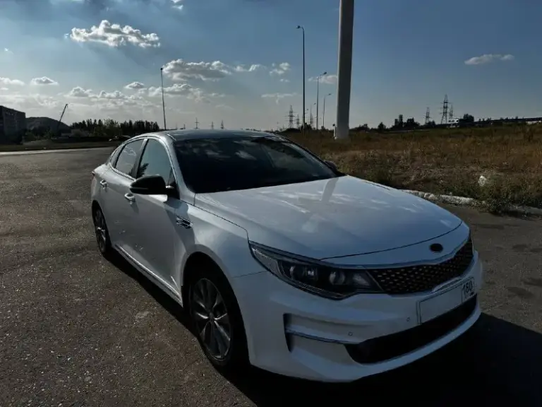 Kia optima
Год : 2017
Мотор : 2.0 (150)
Коробка : автомат
Цвет : белый перламутр
Пробег : 167 000
Мотор, коробка без каких либо нареканий, масло ни грамма не кушает, работает всё идеально.
Подвеска в отличном состояние, любые ямки, кочки, ничего не стучит.
Кузов также в идеальном состояние, нигде ничего не ржавеет. В родном окрасе !
Проёмы дверей в защитной плёнке, низа карт дверей также в плёнке !
Салон в отличном состояние, кожа, климат двухзонный, подогревы, подогрев руля, память сидений, электро релугировка сидений, камера заднего вида, парктроники в круг и т. Д
Стоит отличная сигнализация pandora, управление с телефона, автозапуски и прочее
Два комплекта ключей.
У автомобиля всего одно дтп с самокатом, пару маленьких вмятинок на вод стороне, можно убрать без окраса, а можно и не трогать.
Я хозяин авто, продавать буду я, оформлена на меня.
Готов на любые проверки за ваш счет с реальным покупателем.
Торг у капота.
1🍋 479 Тыс.
Г. Донецк
+79495253176 - фотография - 2