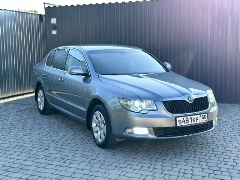 💶 Цена:1.330🍋
📮 Город: донецк
🚘 Марка / модель: skoda superb
📅 Год выпуска: 2012
📊 Пробег: 140 000
⛽ Двигатель (тип, объем, мощность): 1.8tsi
🔧 Тип кпп: механическая
👨‍⚖ Владельцев в птс: 1
⏳ Срок владения: 13 лет
📝 Описание:в моей семье с салона
Нареканий нет
Готов к любым проверкам на вашем сто
За автомобиль не стыдно
Есть незначительные сколы лкп
Торг присутствует

☎ Контактный телефон:
+79493637752 - фотография - 2