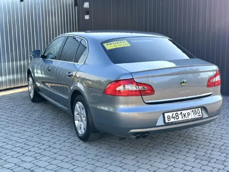 💶 Цена:1.330🍋
📮 Город: донецк
🚘 Марка / модель: skoda superb
📅 Год выпуска: 2012
📊 Пробег: 140 000
⛽ Двигатель (тип, объем, мощность): 1.8tsi
🔧 Тип кпп: механическая
👨‍⚖ Владельцев в птс: 1
⏳ Срок владения: 13 лет
📝 Описание:в моей семье с салона
Нареканий нет
Готов к любым проверкам на вашем сто
За автомобиль не стыдно
Есть незначительные сколы лкп
Торг присутствует

☎ Контактный телефон:
+79493637752 - фотография - 3