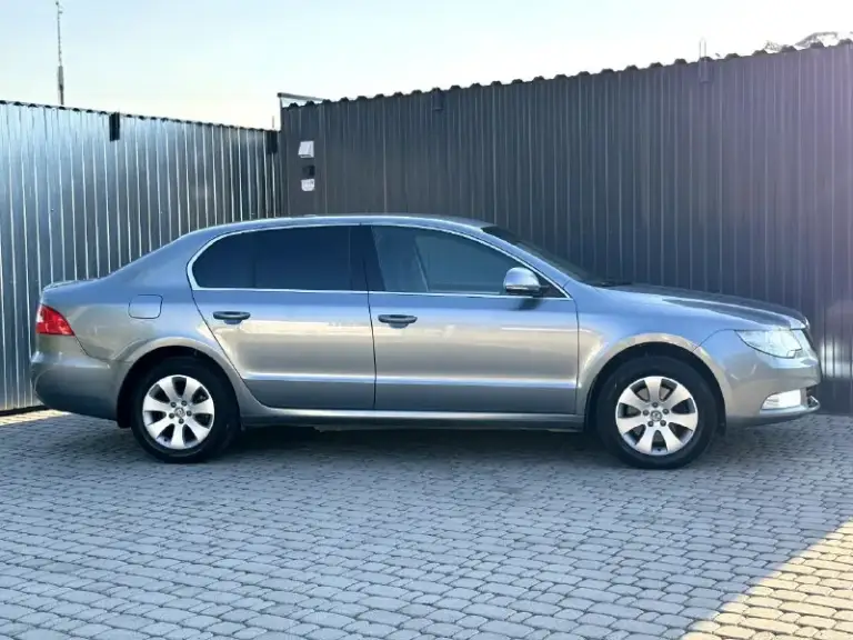 💶 Цена:1.330🍋
📮 Город: донецк
🚘 Марка / модель: skoda superb
📅 Год выпуска: 2012
📊 Пробег: 140 000
⛽ Двигатель (тип, объем, мощность): 1.8tsi
🔧 Тип кпп: механическая
👨‍⚖ Владельцев в птс: 1
⏳ Срок владения: 13 лет
📝 Описание:в моей семье с салона
Нареканий нет
Готов к любым проверкам на вашем сто
За автомобиль не стыдно
Есть незначительные сколы лкп
Торг присутствует

☎ Контактный телефон:
+79493637752 - фотография - 6