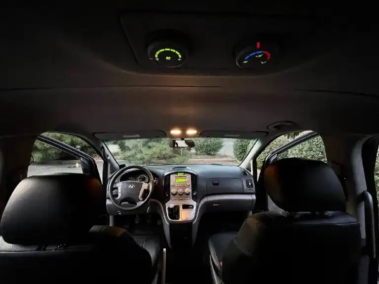 В продаже шикарный ❇️
Hyundai h-1 ✅
Бус 7+1 пассажир✅
С оригинальным птс 1 владелец ✅
По документам я являюсь владельцем ✅
С пробегом 253.000км ✅
Гаражного хранения ! ✅
Авто весь обслуженный ✅
В перевозках не участвовал ! 🔥
Авто в родной краске весь кроме крышки 🔥багажника косметической окрас ничего критичного ! 🔥 - фотография - 7