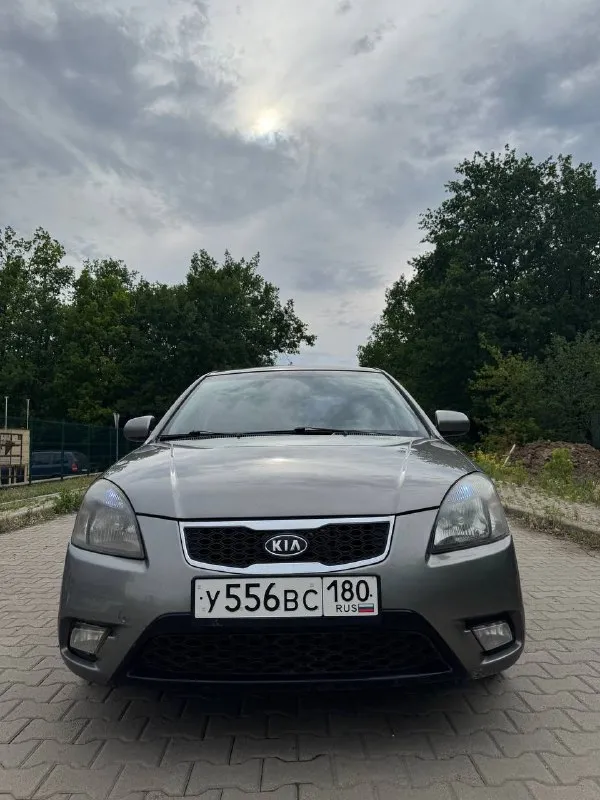 Продается kia rio хетчбек 2009 года

- Год выпуска: 2009 (ноябрь). Была куплена и в эксплуатации с 2010 году в салоне.
- Кузов: хетчбек
- Двигатель: 1.4 л (97 л. С. )
- Коробка передач:механика
- Пробег: 260000 км (не скрученный)
- Цвет: серый
- Состояние: хорошее (без повреждений)
- Документы: птс оригинал, в собственности (я 3-й владелец)
- Обслуживание: регулярное, все ремонты по регламенту, замены расходников каждые 8000 т. Км
- Дополнительно: кондиционер, стеклоподъемники, музыка, зимняя резина.

Цена: 550.000 руб. (возможен торг)

Контакты: +79493482144 - антон (донецк) - фотография - 2