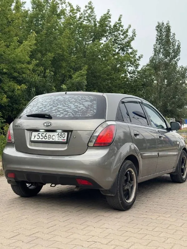 Продается kia rio хетчбек 2009 года

- Год выпуска: 2009 (ноябрь). Была куплена и в эксплуатации с 2010 году в салоне.
- Кузов: хетчбек
- Двигатель: 1.4 л (97 л. С. )
- Коробка передач:механика
- Пробег: 260000 км (не скрученный)
- Цвет: серый
- Состояние: хорошее (без повреждений)
- Документы: птс оригинал, в собственности (я 3-й владелец)
- Обслуживание: регулярное, все ремонты по регламенту, замены расходников каждые 8000 т. Км
- Дополнительно: кондиционер, стеклоподъемники, музыка, зимняя резина.

Цена: 550.000 руб. (возможен торг)

Контакты: +79493482144 - антон (донецк) - фотография - 4
