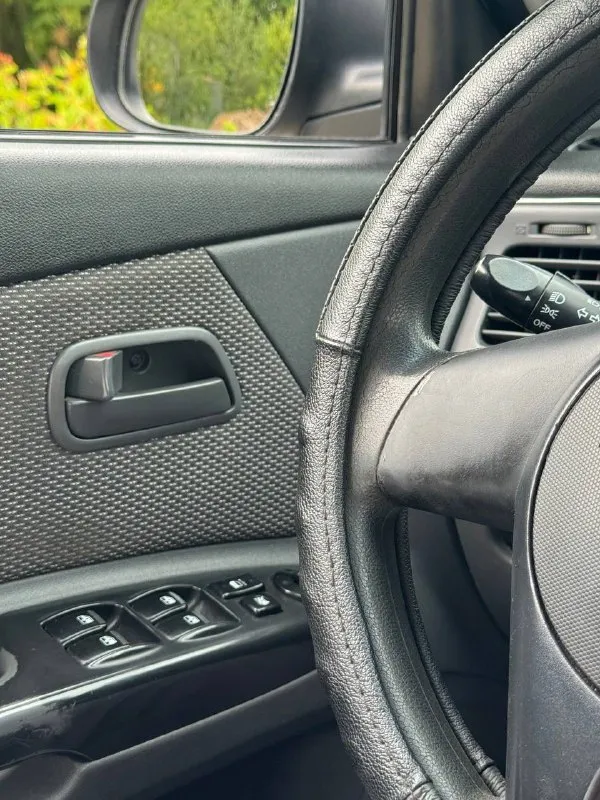 Продается kia rio хетчбек 2009 года

- Год выпуска: 2009 (ноябрь). Была куплена и в эксплуатации с 2010 году в салоне.
- Кузов: хетчбек
- Двигатель: 1.4 л (97 л. С. )
- Коробка передач:механика
- Пробег: 260000 км (не скрученный)
- Цвет: серый
- Состояние: хорошее (без повреждений)
- Документы: птс оригинал, в собственности (я 3-й владелец)
- Обслуживание: регулярное, все ремонты по регламенту, замены расходников каждые 8000 т. Км
- Дополнительно: кондиционер, стеклоподъемники, музыка, зимняя резина.

Цена: 550.000 руб. (возможен торг)

Контакты: +79493482144 - антон (донецк) - фотография - 7