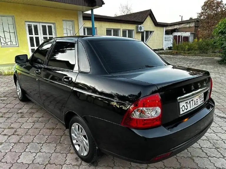 Продам ладу приору 2010 г. В
В изумительном состоянии( авто без дтп).
Стекла все родные, автотека зеленая.
Кузов ровный как струна без вмятин, царапин и без намёка на гниль выглядит шикарно,
Двигатель идеал масло не ест от слова совсем. Не дымит, не троит,
Коробка идеал не хрустит, не выбивает без посторонних звуков.
Ходовка просто отличная. Дно, пороги супер без намёка ржавчину и тем более гниль.
Стаканы, лонжероны швы герметик завод.
Салон шикарный не затертый, не прокуренный сигнализация, музыка usb, aux. Bluetooth.
Машина для тех кто ищет для себя, потому как в очень достойном состоянии.
Цена: 347 000 торг
Связь со мной: +79494504360
Телеграмм +380714504360
Звоните в любое время, буду рад общению с адекватными людьми - фотография - 3