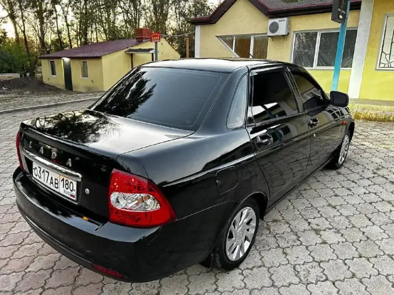 Продам ладу приору 2010 г. В
В изумительном состоянии( авто без дтп).
Стекла все родные, автотека зеленая.
Кузов ровный как струна без вмятин, царапин и без намёка на гниль выглядит шикарно,
Двигатель идеал масло не ест от слова совсем. Не дымит, не троит,
Коробка идеал не хрустит, не выбивает без посторонних звуков.
Ходовка просто отличная. Дно, пороги супер без намёка ржавчину и тем более гниль.
Стаканы, лонжероны швы герметик завод.
Салон шикарный не затертый, не прокуренный сигнализация, музыка usb, aux. Bluetooth.
Машина для тех кто ищет для себя, потому как в очень достойном состоянии.
Цена: 347 000 торг
Связь со мной: +79494504360
Телеграмм +380714504360
Звоните в любое время, буду рад общению с адекватными людьми - фотография - 5