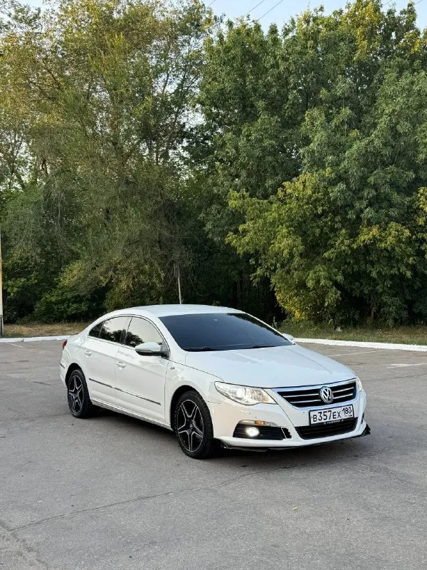 Продам volkswagen passat cc (2011 года выпуска)
На моторе 1.8 турбо, мотор работает отлично, не дымит, не троит, масло не ест
Коротка дгс (заменен мехатроник, и маховик, переключает идеально, в каждом режиме
Технически без вложений, сел завел, поехал
Установлен руль от golf r с подрелевыми лепестками работает каждая кнопка, климат холодит и греет, установлен хороший свет
Передвигаюсь на автомобиле каждый день
С документами полный порядок
Цена 1.030.000 торг у капота (обмен/кредит)
Связь +79495243278
Осмотр макеевка - фотография - 3