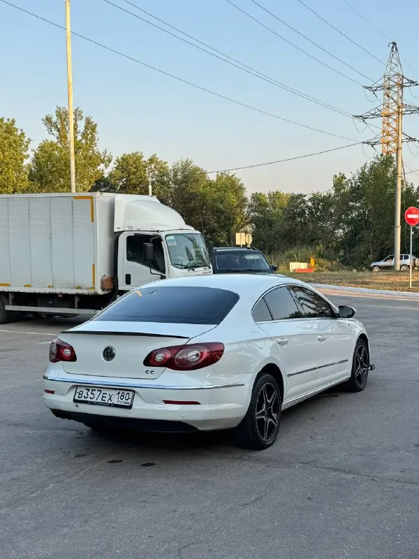 Продам volkswagen passat cc (2011 года выпуска)
На моторе 1.8 турбо, мотор работает отлично, не дымит, не троит, масло не ест
Коротка дгс (заменен мехатроник, и маховик, переключает идеально, в каждом режиме
Технически без вложений, сел завел, поехал
Установлен руль от golf r с подрелевыми лепестками работает каждая кнопка, климат холодит и греет, установлен хороший свет
Передвигаюсь на автомобиле каждый день
С документами полный порядок
Цена 1.030.000 торг у капота (обмен/кредит)
Связь +79495243278
Осмотр макеевка - фотография - 4
