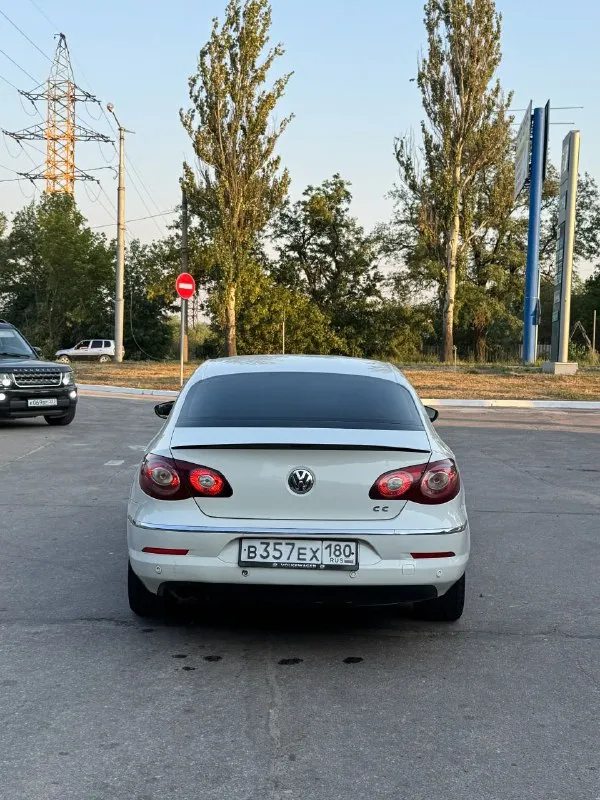 Продам volkswagen passat cc (2011 года выпуска)
На моторе 1.8 турбо, мотор работает отлично, не дымит, не троит, масло не ест
Коротка дгс (заменен мехатроник, и маховик, переключает идеально, в каждом режиме
Технически без вложений, сел завел, поехал
Установлен руль от golf r с подрелевыми лепестками работает каждая кнопка, климат холодит и греет, установлен хороший свет
Передвигаюсь на автомобиле каждый день
С документами полный порядок
Цена 1.030.000 торг у капота (обмен/кредит)
Связь +79495243278
Осмотр макеевка - фотография - 6