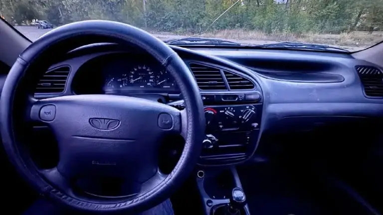 Chevrolet lanos 2012
Цена 240 000 (торг)
Машина 2012 года.
Пробег 190 тыс. Км.
1,5 Л. Механика
Двигатель, коробка работают без нареканий.
Хорошая комплектация :гур, кондиционер, стеклоподъемники, кнопки на руле.
Состояние кузова хорошее.
Два ключа.
Отдам зимние колеса в добавок.
Цена 240000 (торг)
+79493731679 - фотография - 6