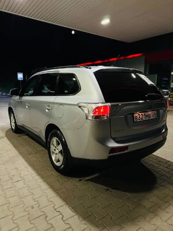 ❗️❗️❗️Срочно❗️❗️❗️
Mitsubishi outlander
2012 Г. В.
✅Двигатель 2.4
✅Коробка вариатор
✅Авто в хорошем состоянии. ✅кожаный салон, электрорегулировки сидений, мультируль, подогревы сидений, мультимедиа, камера заднего вида, круиз контроль, датчик дождя, света.
Цена 1100000т. Р.
📞📞☎️+79494009366 - фотография - 3