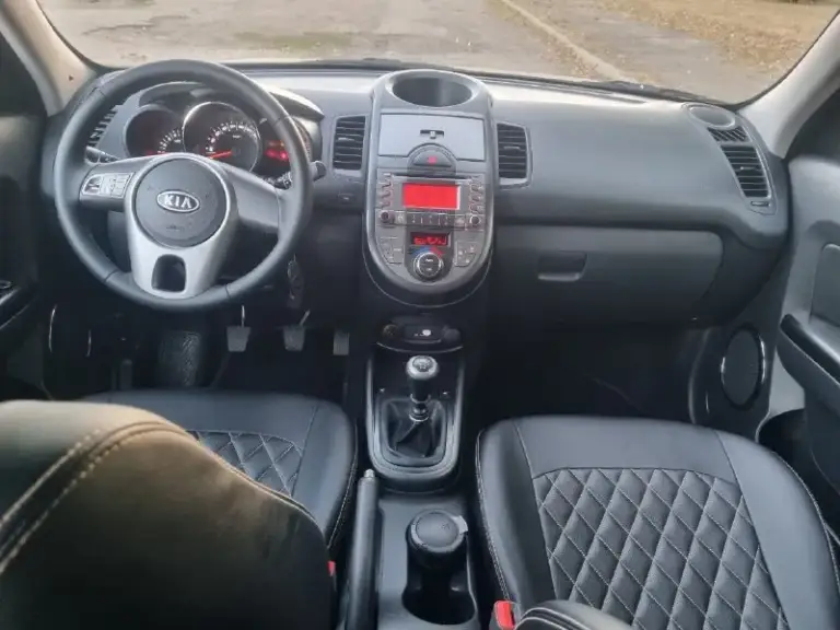 Продам kia соул 2012 г. В. , пробег 88 000 км. , двигатель 1.6 crdi. Автомобиль в идеальном состоянии не битый не крашеный, повреждений по кузову нету, машина в максимальной комплектации, климат работает. Ни каких вложений не требует. Один хозяин. Цена 950 000 ₽. Осмотр в красном луче. Реальному покупателю торг. Все вопросы по телефону +79591443736
📞 Звоните: +7(959)1443736 - фотография - 7