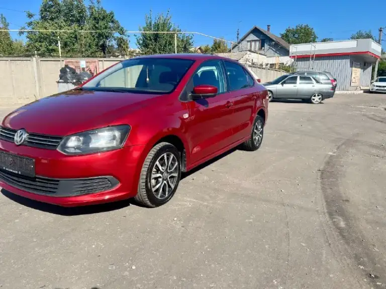 Продам
Volkswagen polo ( volkswagen поло)
Год выпуска-2013
Коробка автомат
Автомобиль в хорошем состоянии все исправно работает. Двигатель работает тихо ровно не дымит. По электронной части ошибок нет, все исправно работает. Кондиционер холодит отлично.
Автомат коробка работает без нареканий.
Все жидкости поменял в двигателе и коробке все свежее.
Автомобиль без вложений
Цена-665 тыс руб
+79493361589
📞 Звоните: +7(949)3361589 - фотография - 1
