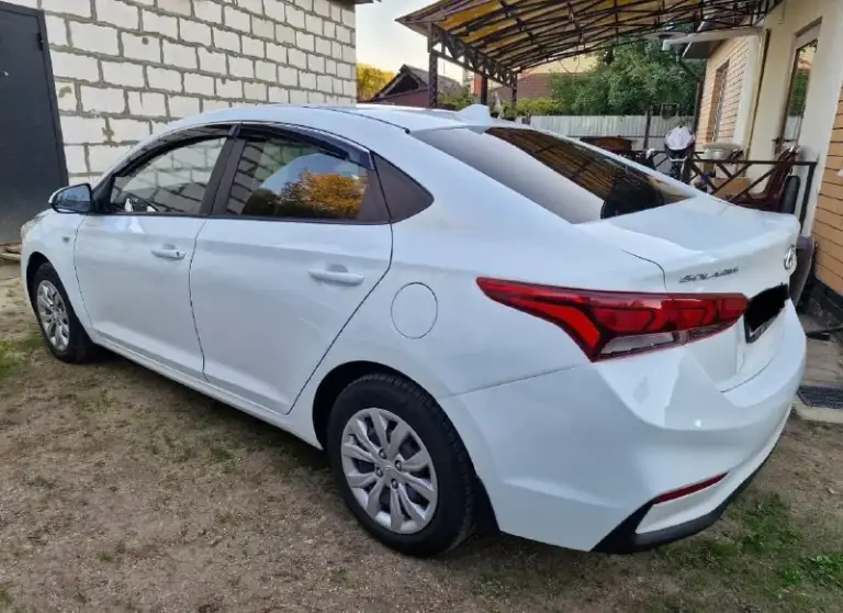 Красный луч. Продам hyundai solaris 2017 года выпуска
Пробег оригинальный 154.000. Без дтп.
Акпп - гидротрансформатор (самый надежный )
1.4 В идеальном состоянии, масло от замены до замены. Очень резвый и расход в 6 литров трасса, город 8 литров.
Салон как у нового автомобиля. Кузов без сколов и рыжиков, резина летная(новая)
Имеется abs, esp, подогревы сидений и руля, мульти руль, 4 стеклоподъемника, сигнализация с авто запуском, хорошая мультимедиа. Автомобиль в отличном состоянии, кто купите себе, будет долгие года доволен.
Переоформление без проблем, буду лично в мрэо
Цена 950.000₽ +79591345350
📞 Звоните: +7(959)1345350 - фотография - 5